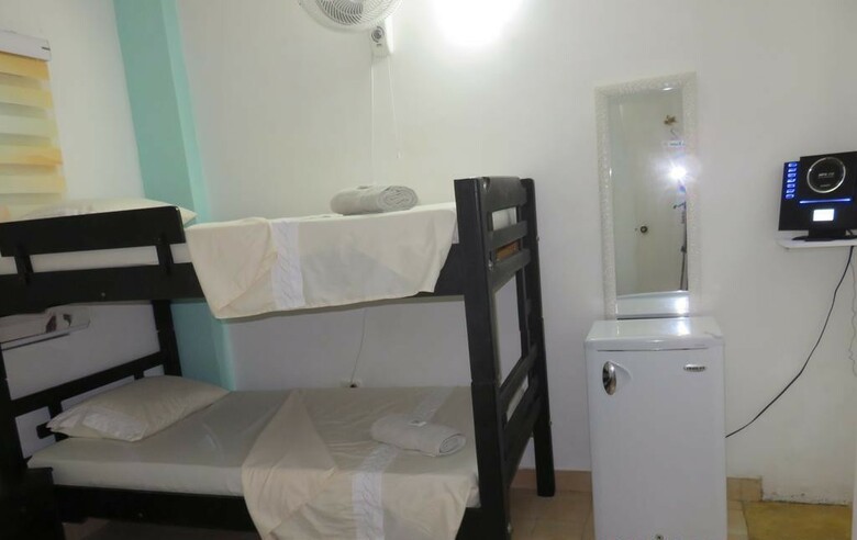 Hostal Tur�stico Colors Of The Sea