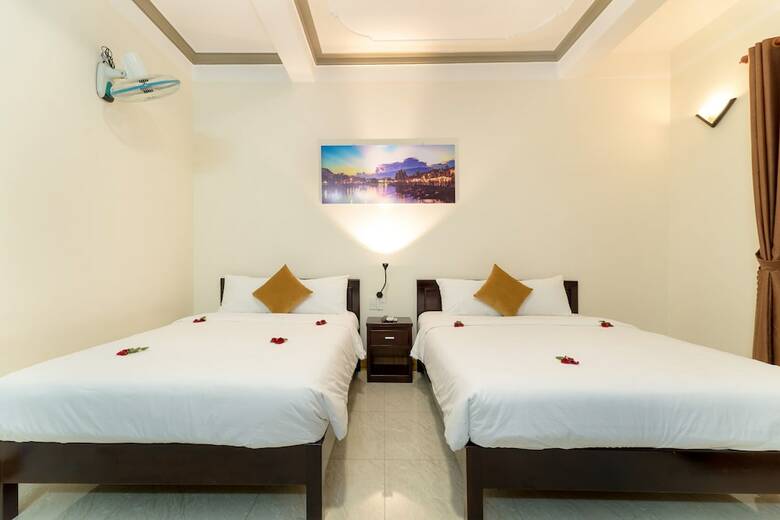 Hotel Hoa Thu Homestay