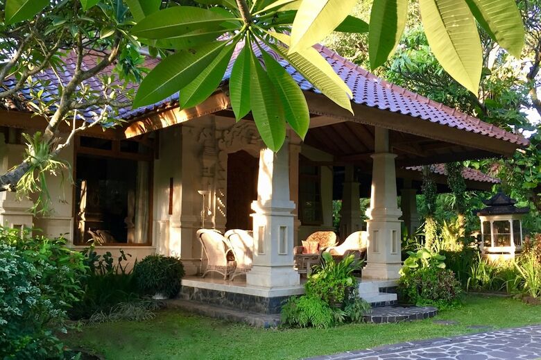 Bed & Breakfast Gunung Paradis Retreat