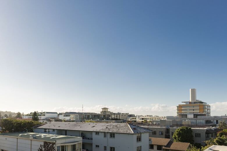 Apartamentos Quiet Spacious Apt With Air Conditioning & Netflix