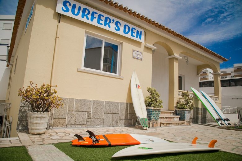 Hotel Surfer's Den Ericeira