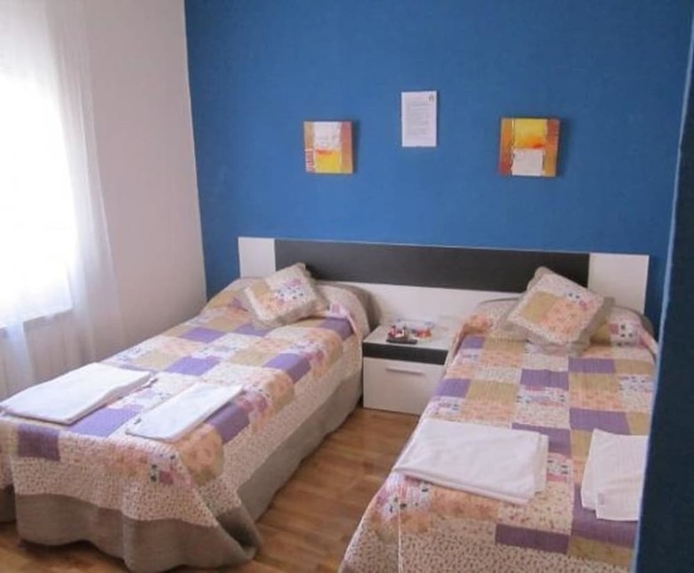 Hostal Becares