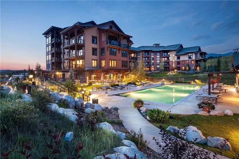 Trailhead Lodge 4106