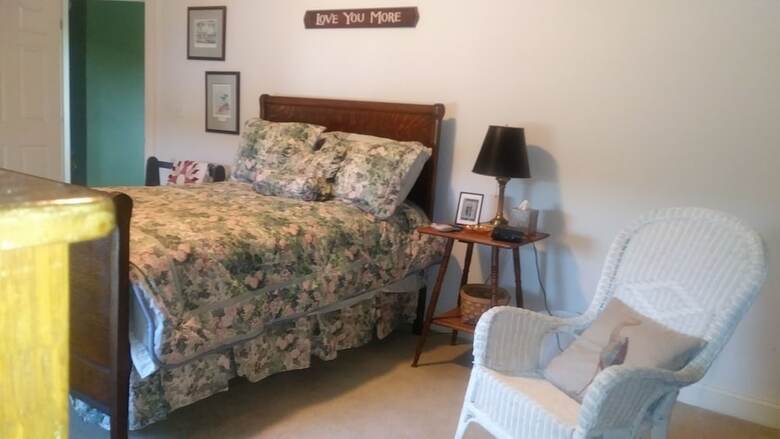 Bed & Breakfast Marvel's On The Creek