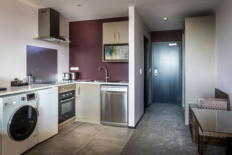 Hotel Leroy Suites Albany
