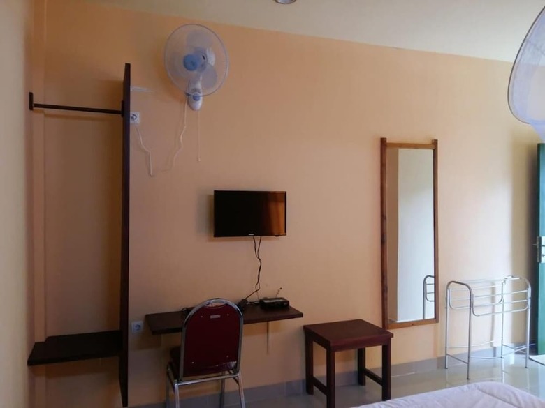 Hotel Antoneri Lodge