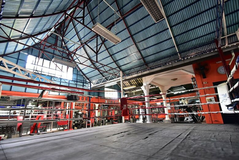 Hostal Sitpholek Muay Thai Camp - Hostel