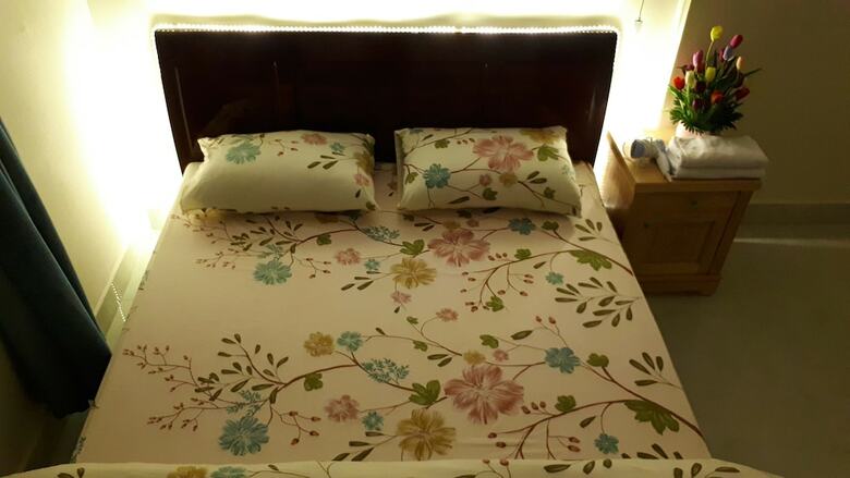 Hotel Pham Hung House