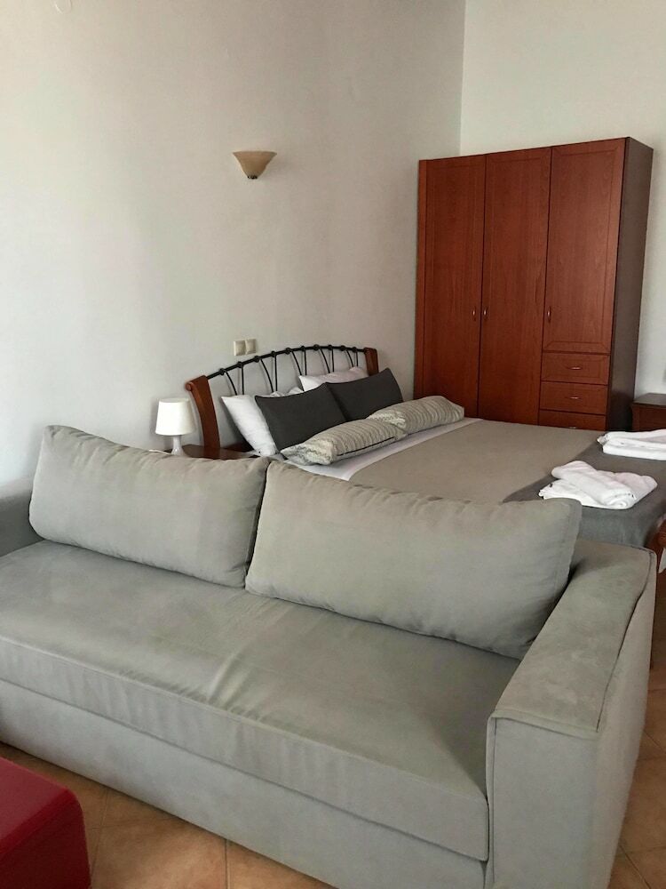 Apartamentos Lithinon Suites & Studios Blue