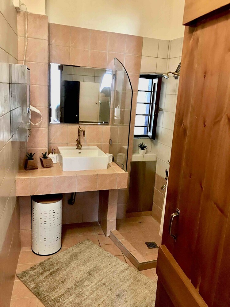 Apartamentos Lithinon Studio With Yard