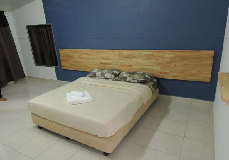 Hostal Perintis Motel Kuah - Hostel