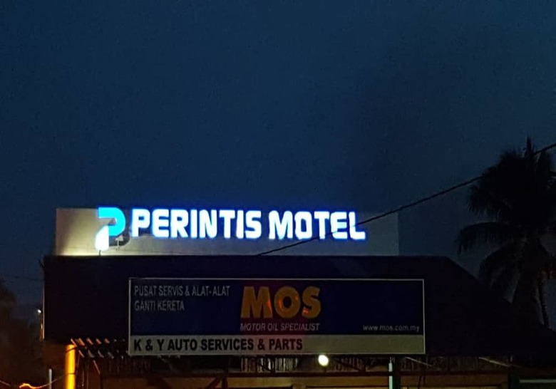 Hostal Perintis Motel Kuah - Hostel