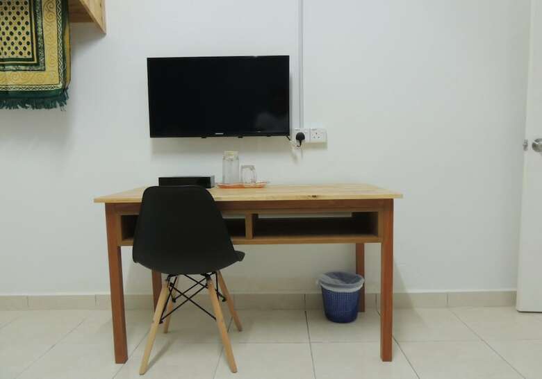 Hostal Perintis Motel Kuah - Hostel