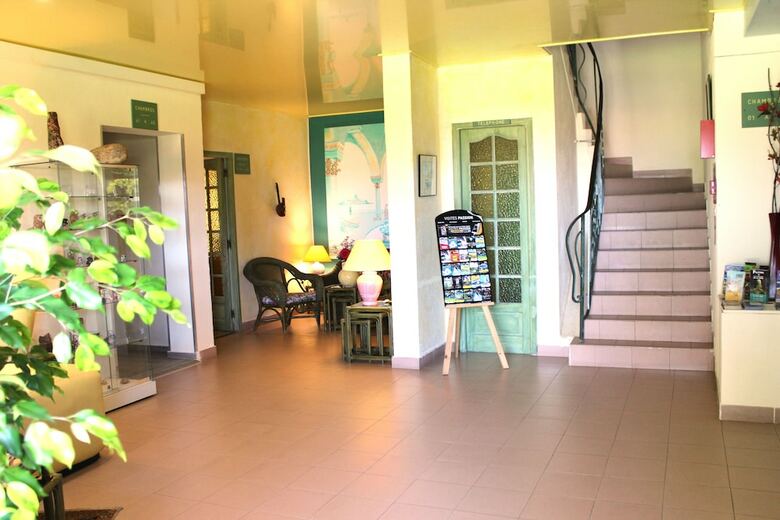 Hotel H�tel Arcu Di Sole