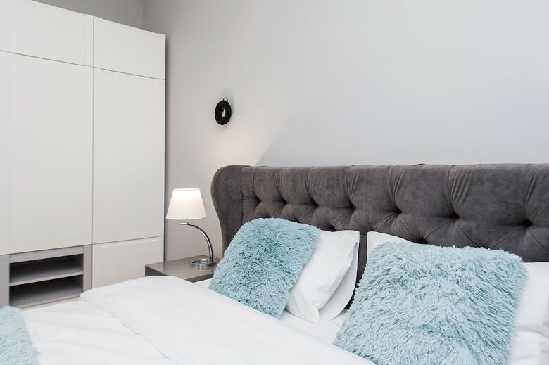 Noble Apartments