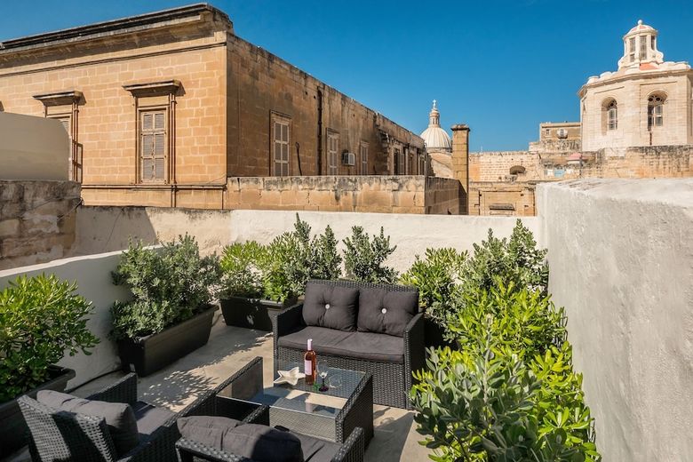 Hotel Valletta Kampnar City Living