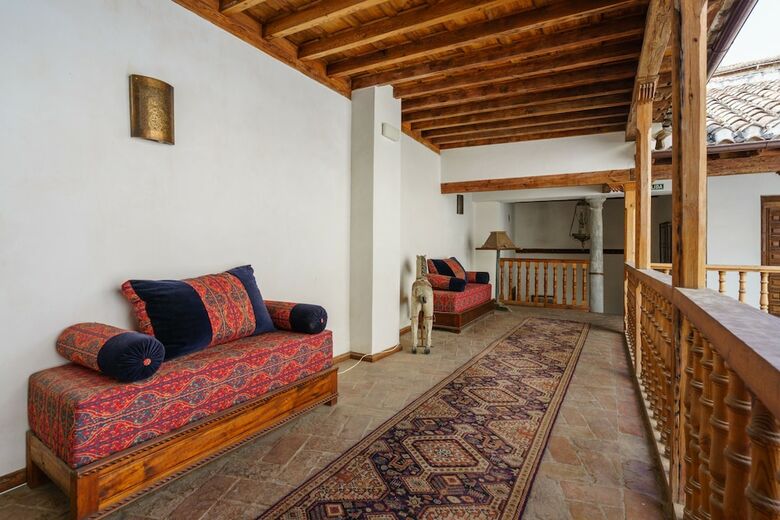 Apartamentos Palacio Conde de Cabra