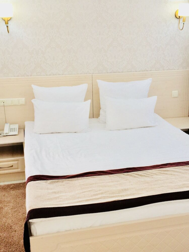Hotel Tourist