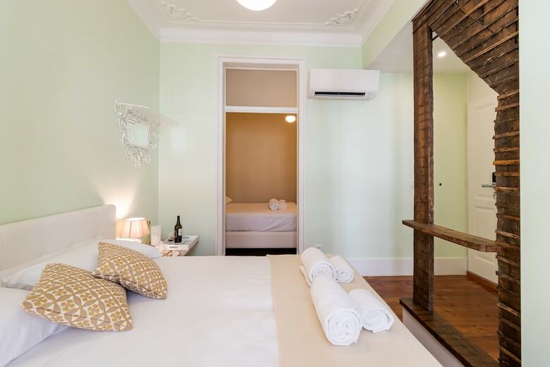 Hotel 1898 Home & Suites