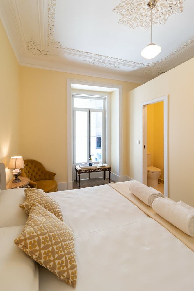 Hotel 1898 Home & Suites