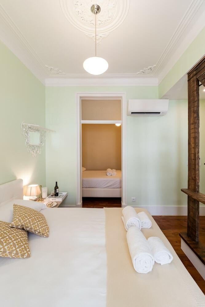 Hotel 1898 Home & Suites