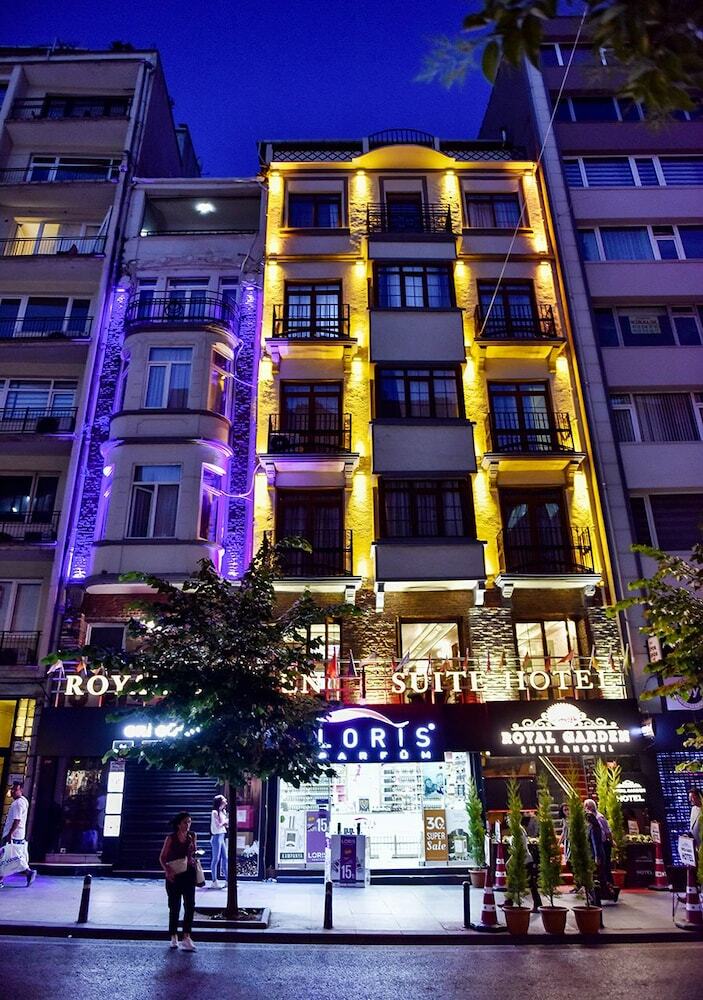 Royal Garden Suite Hotel