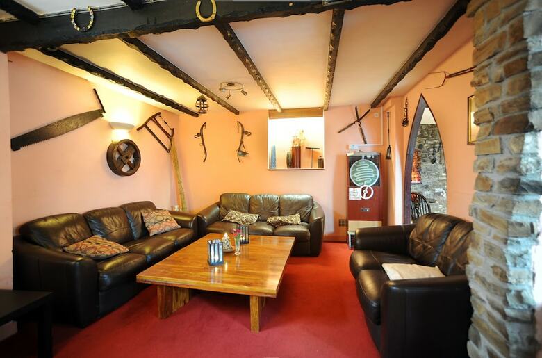 Posada The West Country Inn