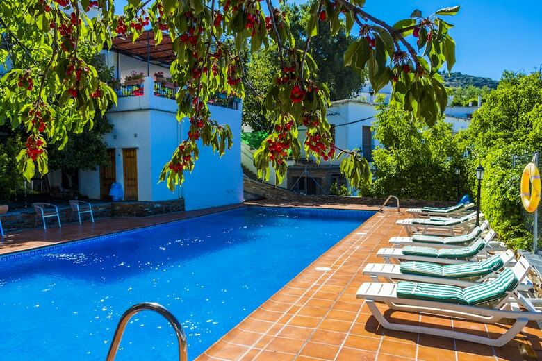 Apartamentos Poqueira