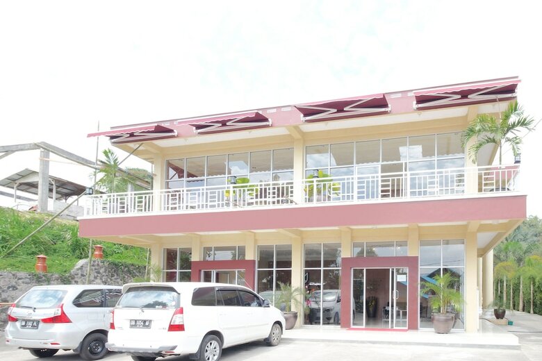 Hotel Airy Terminal Beriman Tomohon