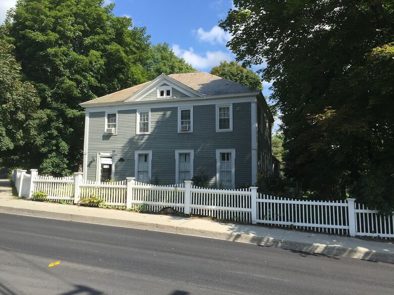 Hotel Eddington House Inn