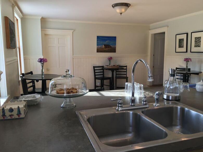 Hotel Eddington House Inn