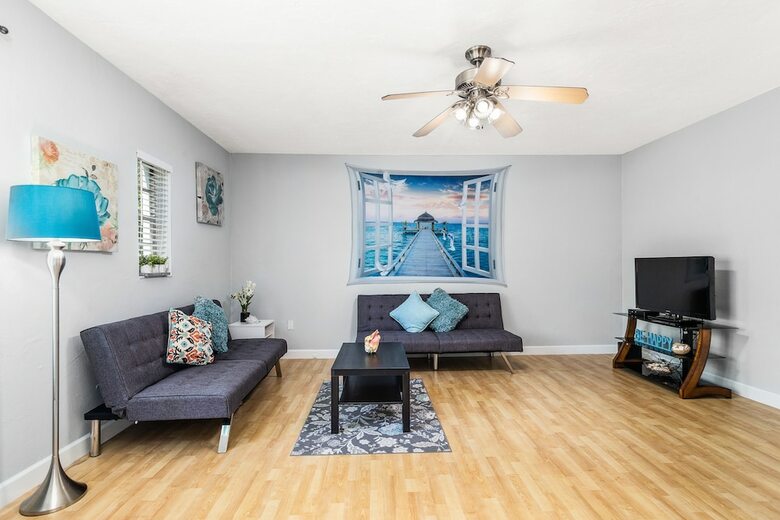 Apartamentos Deluxe Beach Apt