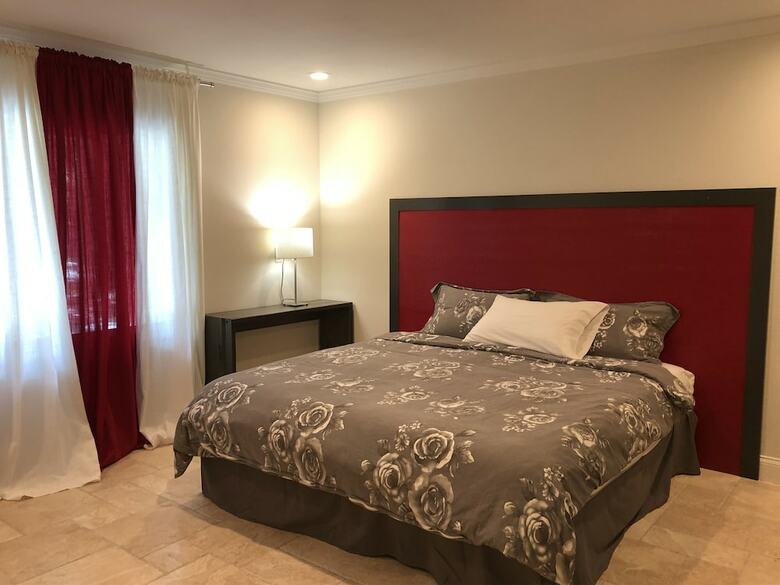 Hotel Retreat At Crystal Manatee