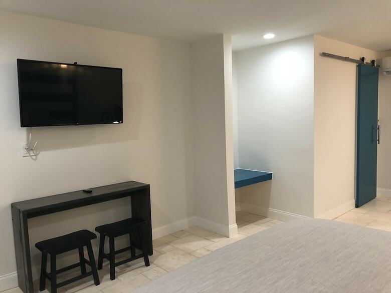 Hotel Retreat At Crystal Manatee