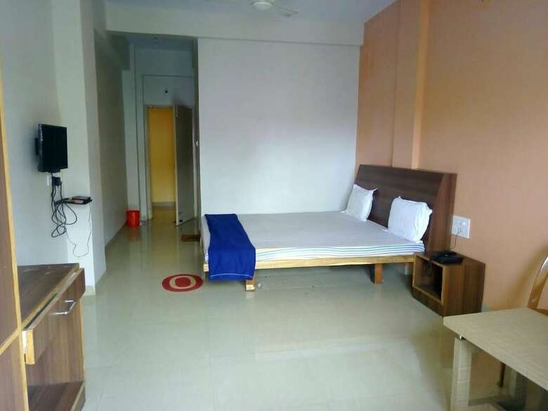 Hotel Goroomgo Shree Mandir Palace Puri