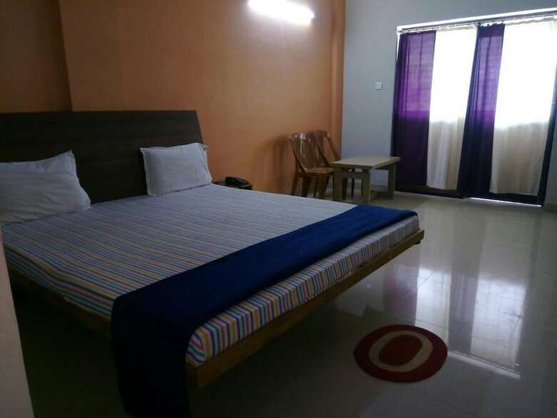 Hotel Goroomgo Shree Mandir Palace Puri