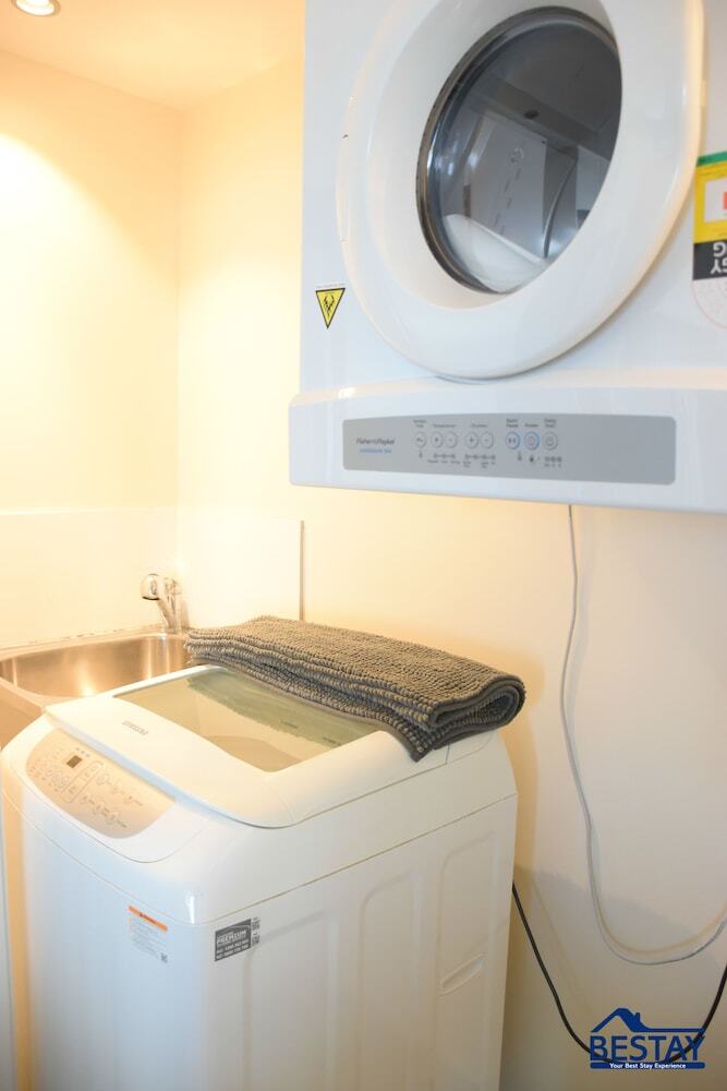 Apartamentos Designer Waterfront Home  Sh1206
