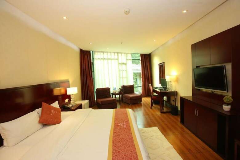 Grand Villa Hotel