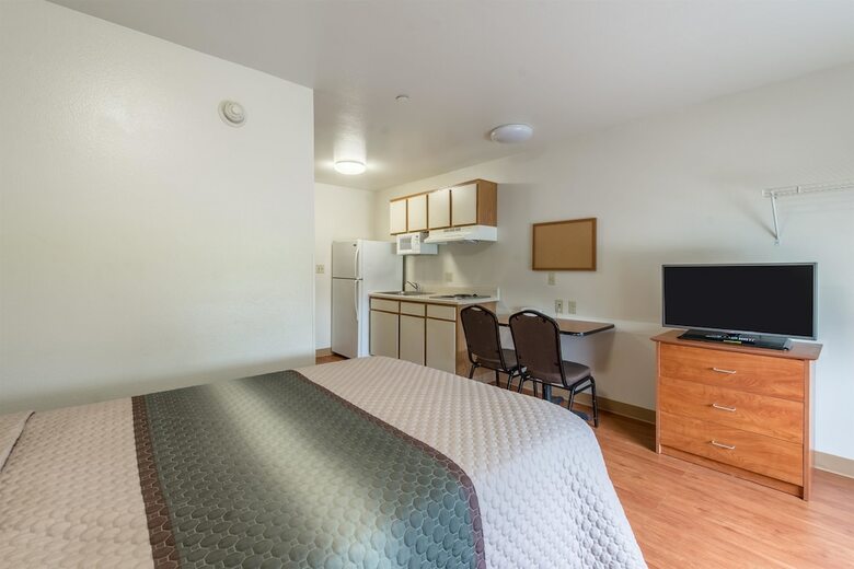 Hotel Hometowne Studios Columbus