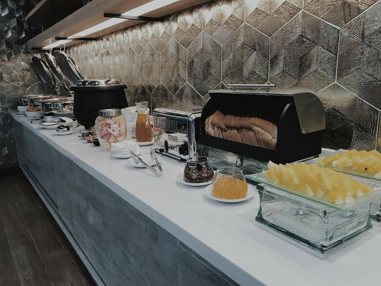 Hotel Ibis Budget Surabaya Diponegoro
