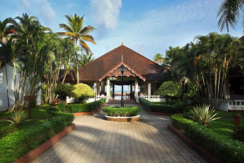Hotel Abad Whispering Palms