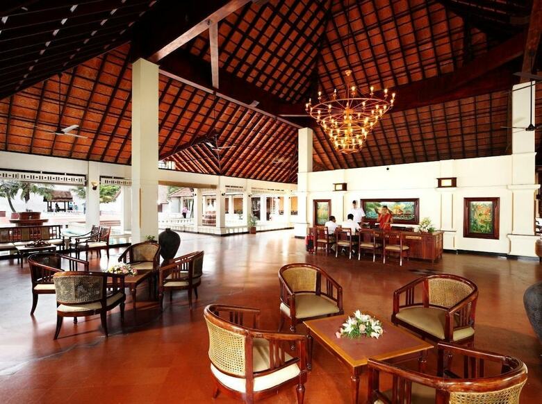Hotel Abad Whispering Palms