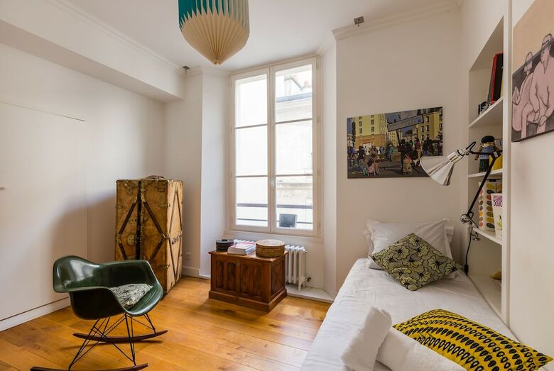 Apartamento Steps From Les Grands Boulevards