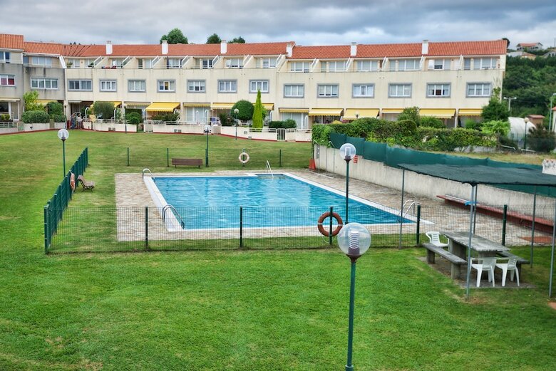 Apartamentos Casa Con Piscina En Perbes