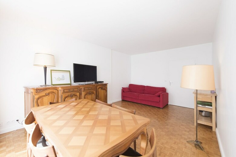 Apartamento Luxembourg Gardens Hideaway