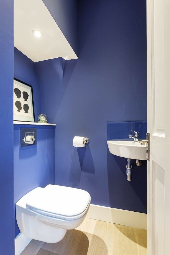 Albert Bridge Apartment
