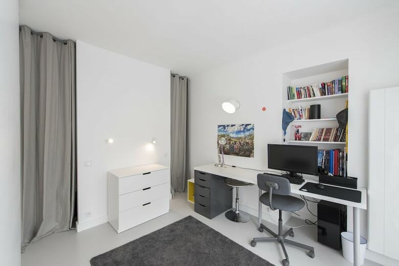 Contemporary Chic By Place de La Nation