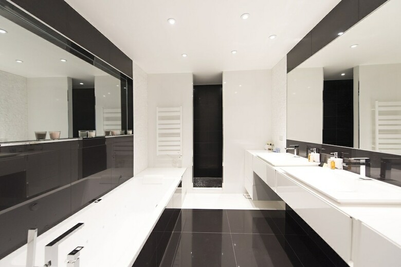 Grand Design On Ile Saint Germain