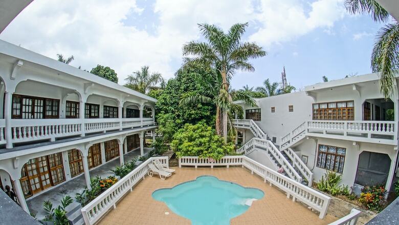 Hotel Pure Oasis