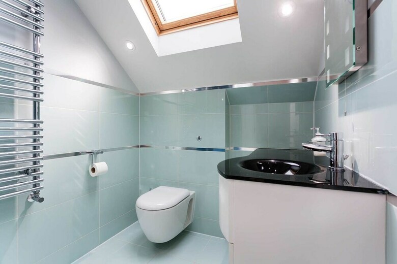 Southfields Hideaway